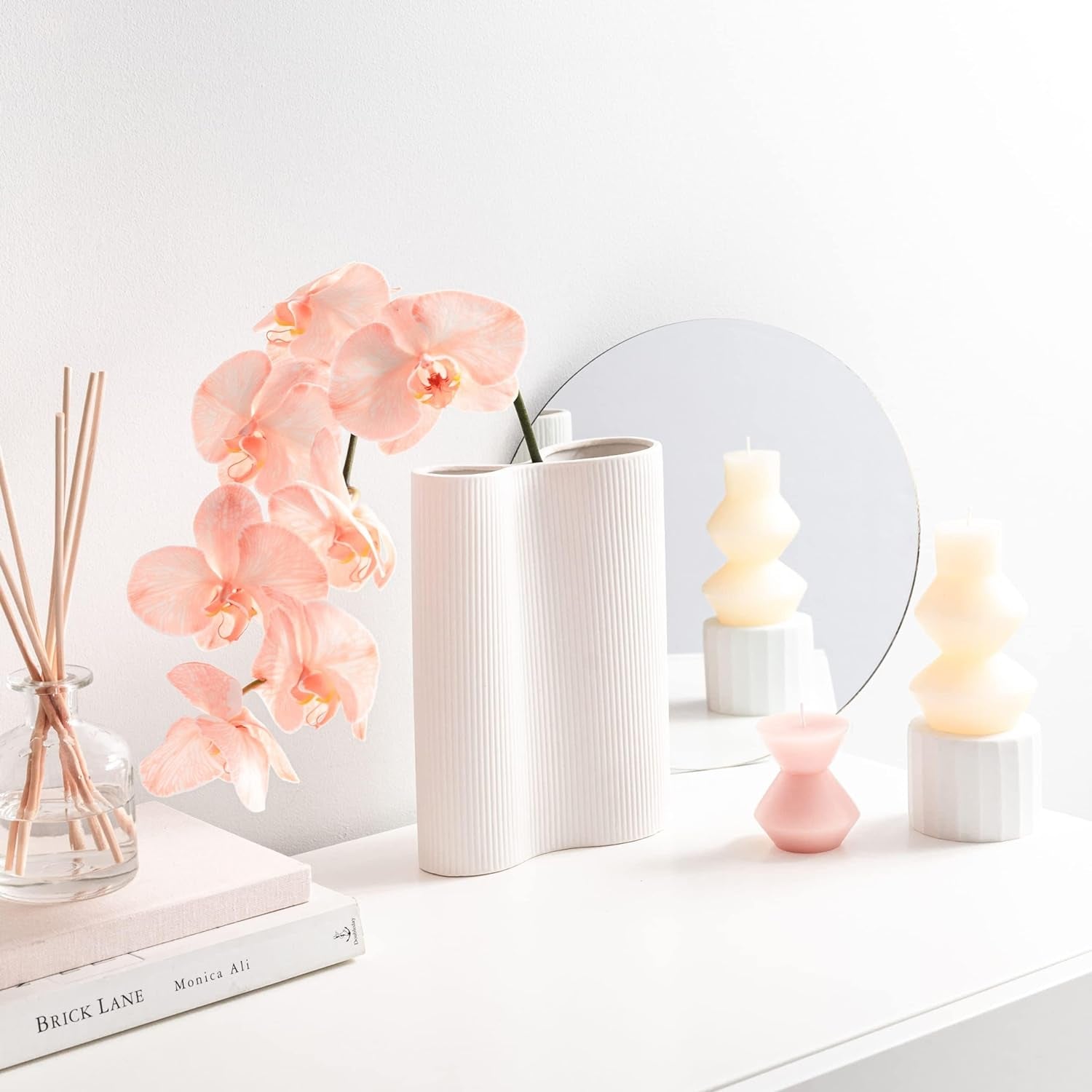 Wave Vase (White)