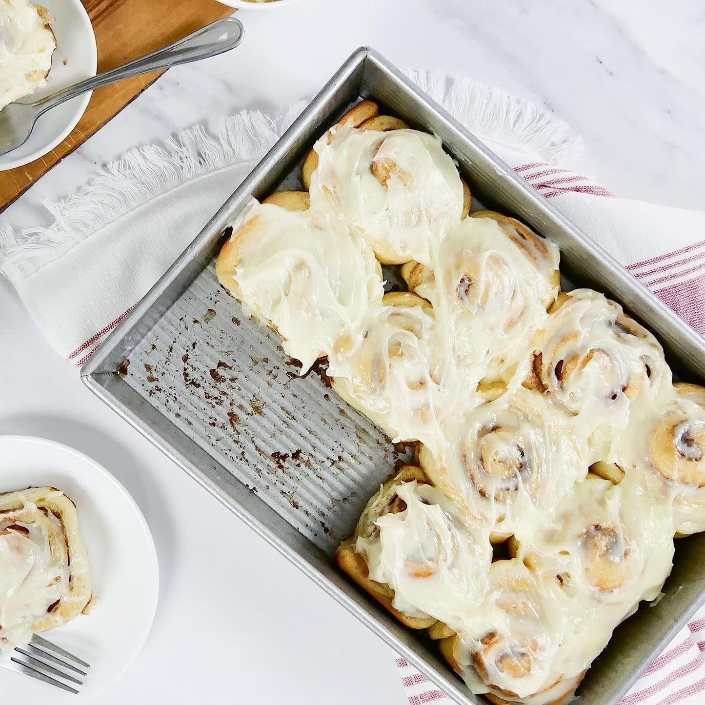 Bakeware Rectangular Cake Baking Pan, 9 X 13 Inch, Nonstick & Quick Release Coating, Aluminized Steel